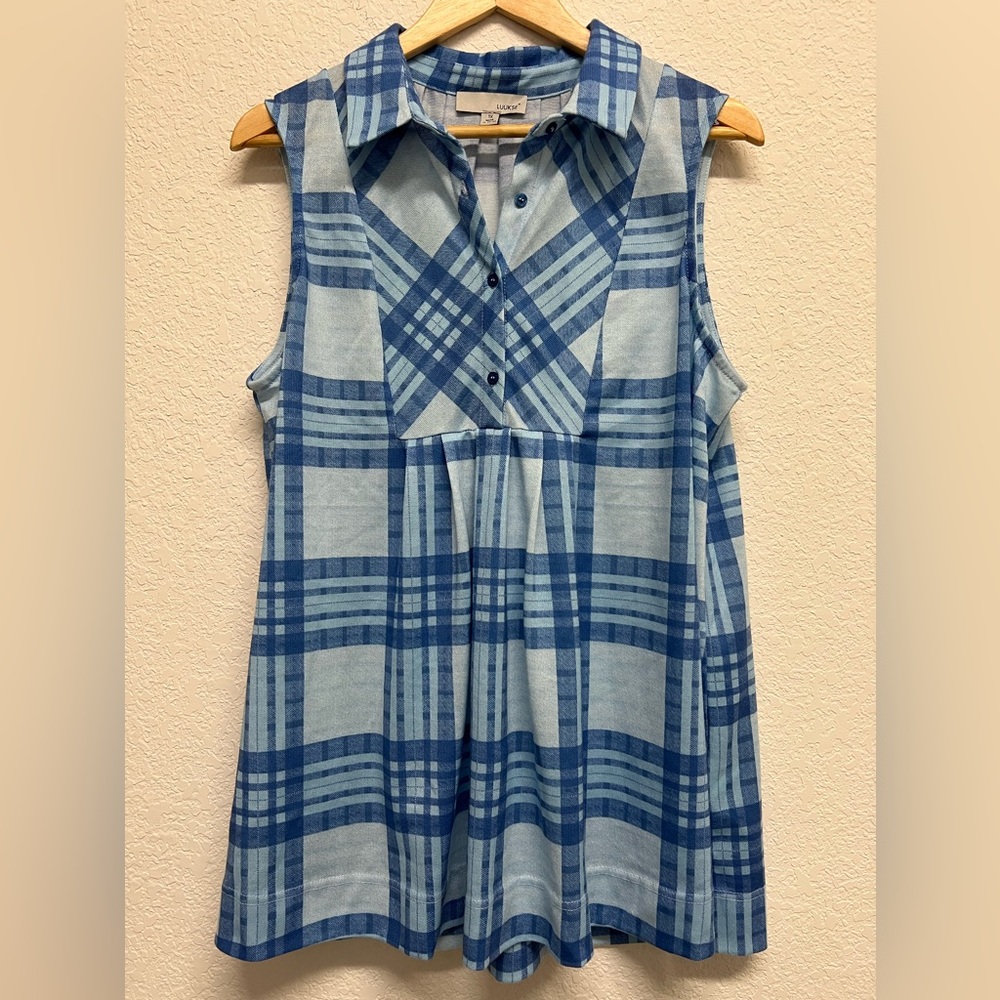 *Women’s Blue Plaid Sleeveless Tunic Top 1X
